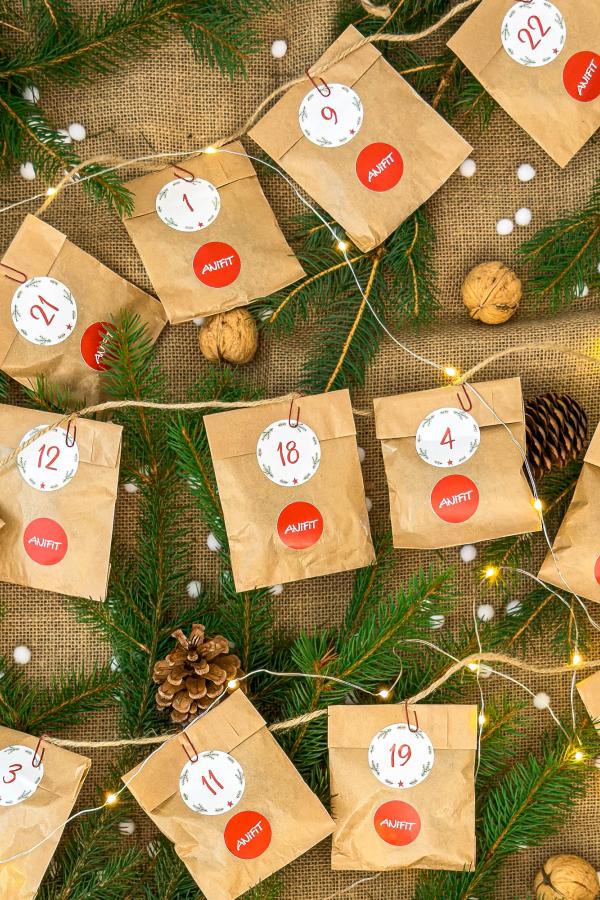 Rückseite Adventskalender für Hunde